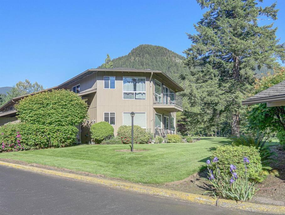 Ski-Mount Hood Charm-Welches,Golf And Ski Resort Condo,W&D, Wifi,Near Woods,Hiking,Fishing Mount Hood Village Экстерьер фото